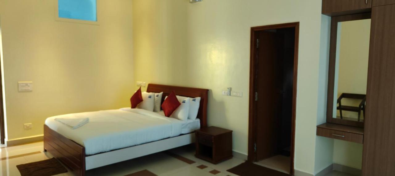 Seagull'S Nest Beach House - Unit Of Prohotel Chennai Extérieur photo